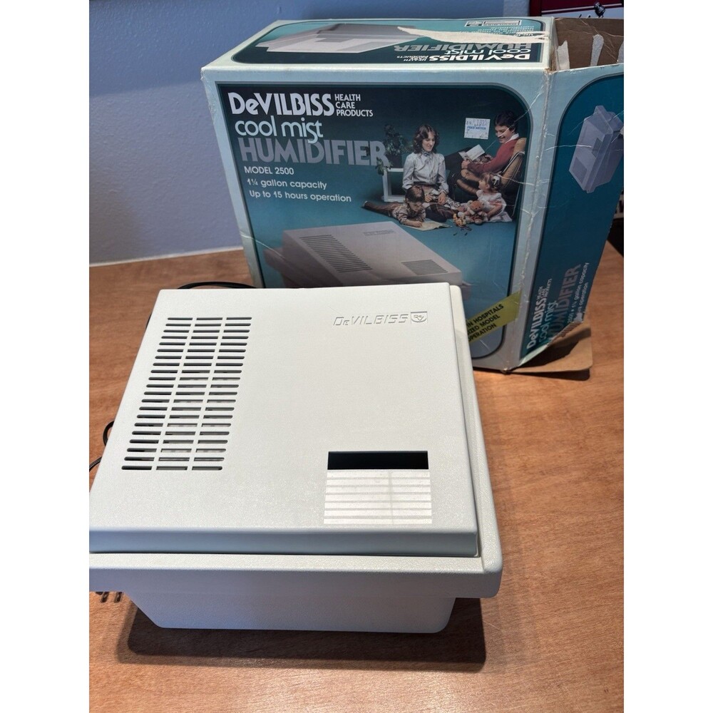 DeVilbiss Cool Mist Humidifier Model 2500D, VTG, 1 1/4 gallon capacity, Works